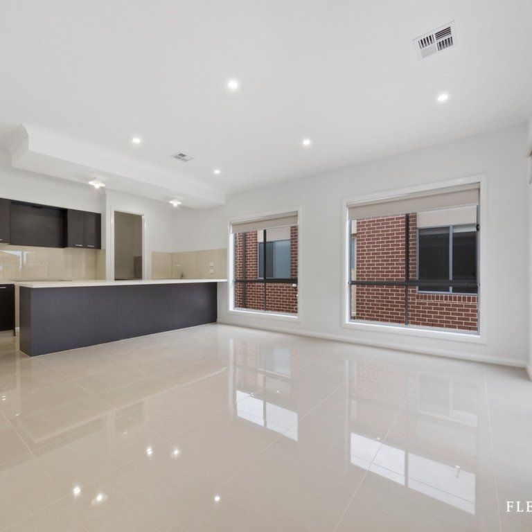 Modern Living in the Heart of Tarneit - Photo 1