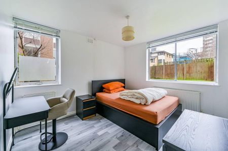 2 bedroom flat to rent - Photo 4