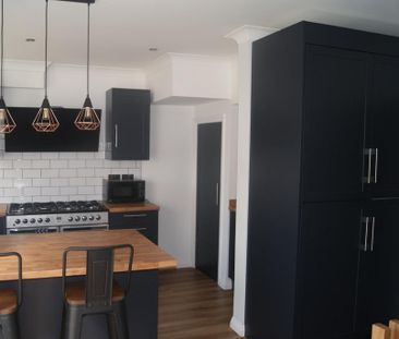 3 bedroom semi-detached house to rent - Photo 4