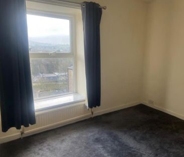 2 Bedroom Terraced To Let - Photo 4