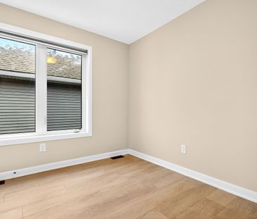 For Lease - 348 Raheen Court Ottawa Circuit, Barrhaven, Ontario - Photo 4