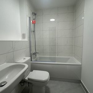 Fowler Road, AYLESBURY - Photo 3