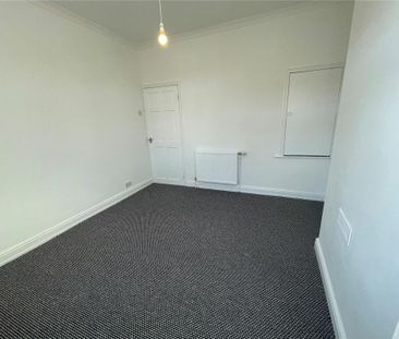 2 bedroom house to rent - Photo 2