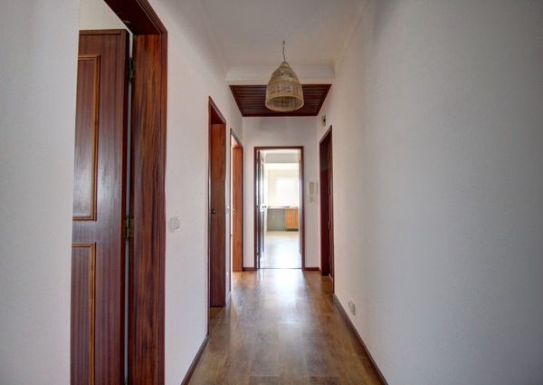 Apartamento T2 nas Barrocas