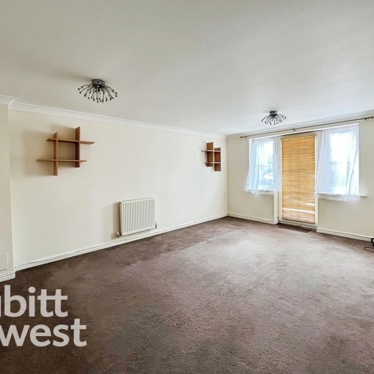 2 bedroom maisonette to rent - Photo 1