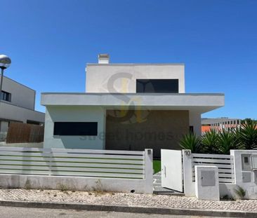 3 room luxury House for rent in Sesimbra, Distrito de Setúbal - Photo 2