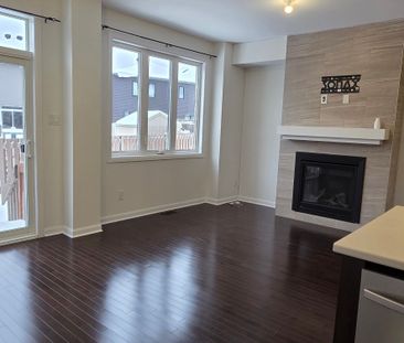 For Lease - 92 Natare Place, Kanata, Ontario - Photo 2