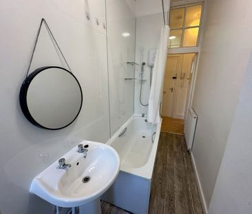 Dundee, Dundee - Photo 6