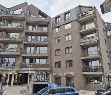 Appartement te huur - Photo 1