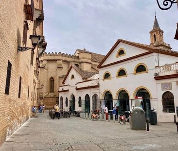 5 room luxury House for rent in Seville, Spain - Photo 4