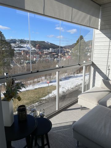 Modern 4:a med härlig utsikt - Photo 2