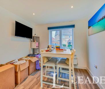 4 bedroom house to rent Plover Crescent, Harlow, Essex, CM17 - Photo 1