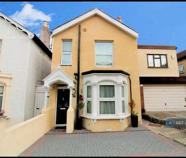 3 bedroom detached house to rent - Photo 1