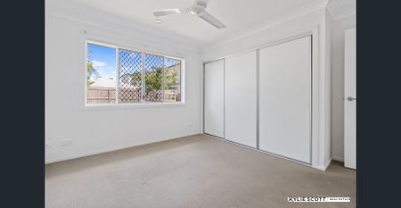 Family home in heart of Thornlands - AVAILABLE NOW! - Photo 2