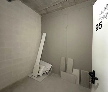 3 room luxury penthouse for rent in Estepona, Andalusia - Photo 4