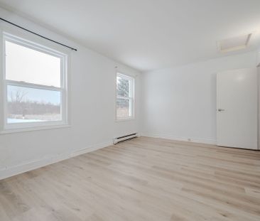 For Lease - 3209 Bronte Road, Oakville, Ontario - Photo 4