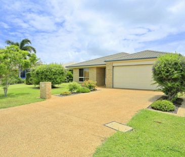 PRIVATE COASTAL 4 BEDROOM HOME - Photo 1