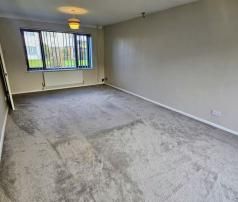 3 Bedroom Semi-Detached House For Rent - Photo 2