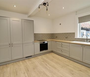 2 bedroom terraced house to rent - Photo 5