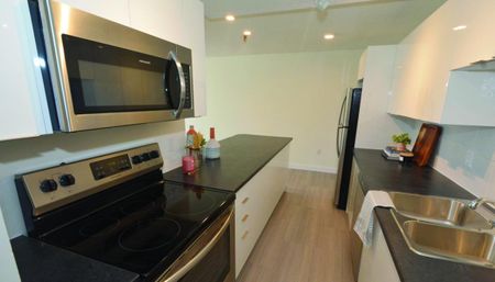 Quinpool Court - Photo 4