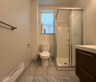 For Lease - 2471 Dundas Street Unit# UPPER, Toronto, Ontario - Photo 2