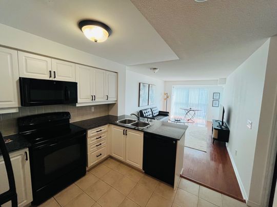 For Lease - 185 Oneida Crescent Unit# 203, Richmond Hill, Ontario - Photo 1