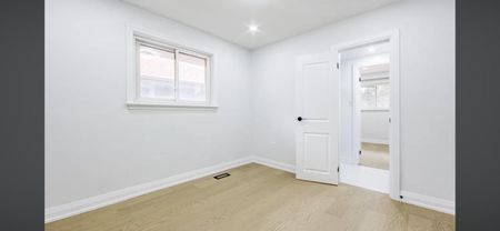 For Lease - 70 Moraine Hill Drive Unit# Main, Toronto, Ontario - Photo 2