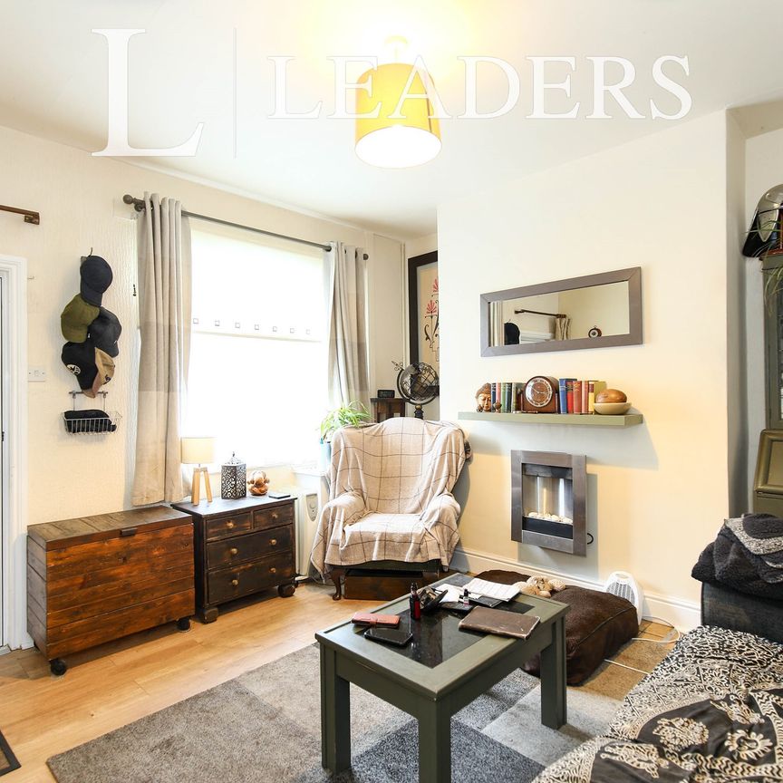 2 bedroom house to rent Solvay Road, Northwich, CW8 - Photo 1