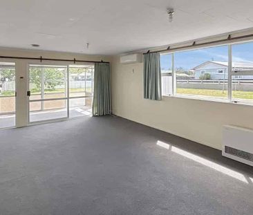 1 BEDROOMS + SLEEPOUT - FOXTON - Photo 1