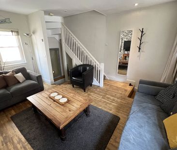 Wentworth Street - Photo 2