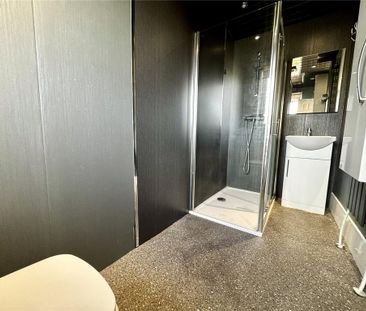 4 bedroom terraced house to rent - Photo 2