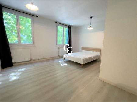 Location Appartement 2 pièces 50m² NANTES 44200 - Photo 3