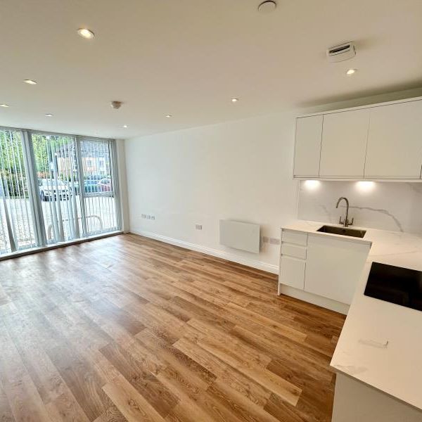 Power Close , Guildford, GU1 - Photo 1