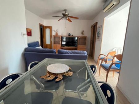 Apartamento de alquiler en Avinguda de la Constitució, 13, Platja de la Pobla de Farnals - Photo 2