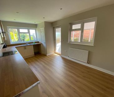 3 bedroom bungalow to rent - Photo 4