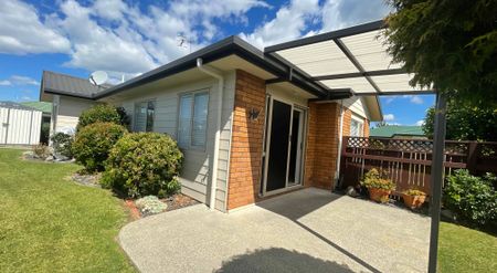 Secure Brick Home with Garage - Photo 3