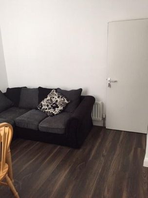 **student Property**, 26 Barry Street, Derry, BT48 7PJ - Photo 1