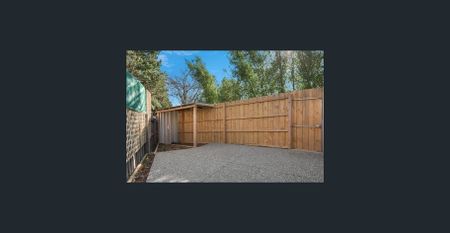 LOCATION, LOCATION, LOCATION - Photo 2