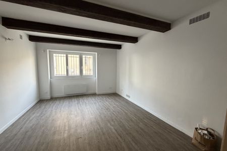 VALREAS, appartement de type2 39,9m2 - Photo 3