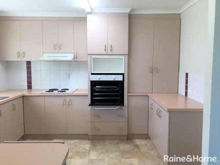 Central Location - Kawungan - Photo 5