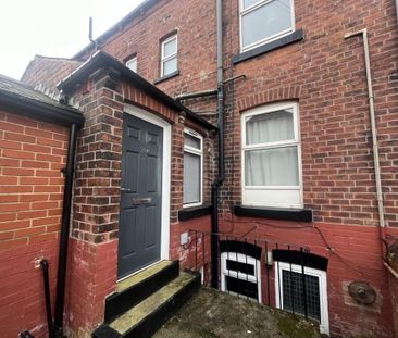 Ash Road, Headingley, Leeds, LS6 - Photo 6