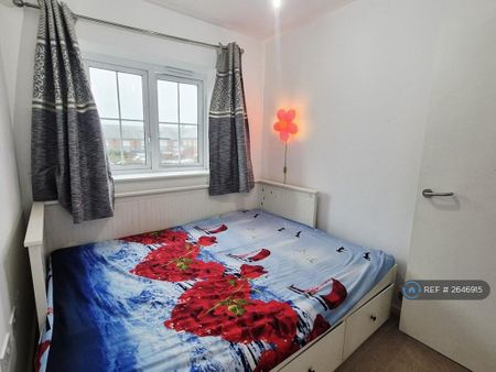 3 bedroom terraced house to rent - Photo 5