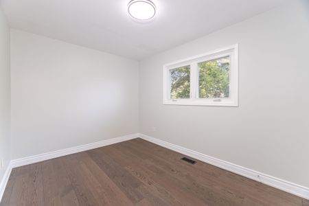 For Lease - 47 Marthclare Avenue, Toronto, Ontario - Photo 4