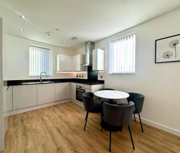 1 bedroom apartment to rent - Photo 2