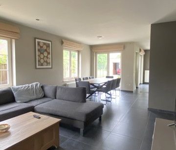 Ruime gezinswoning met 3+ slaapkamers - Photo 6