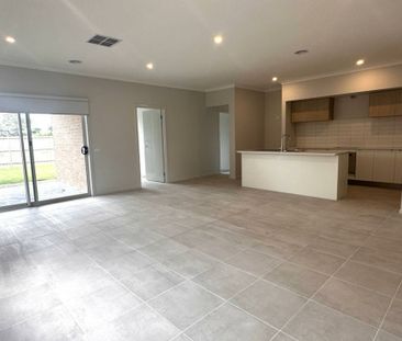 3 Herdwick Street, Clyde VIC - Photo 1
