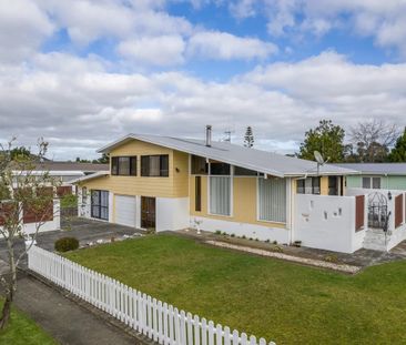 Spacious 3-Bedroom Home - Photo 3