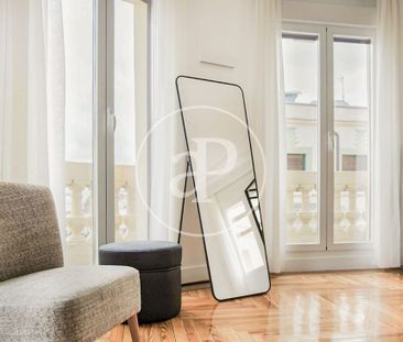 1 bedroom luxury penthouse for rent in Madrid, Autonomous Region of... - Photo 1