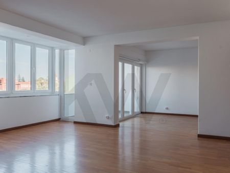 Apartamento T3 em Lisboa - Photo 2