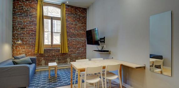 Loft entièrement meublé à louer Vieux-Québec mai 2026 - Photo 2